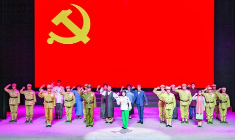 �Ѿ��ִ�Ϸ�����Ӣ�ҡ�����.jpg
