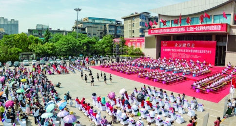 �κ�����ף�й�����������100����������ֻ����˳ǵ�����������������κ����þ���.jpg