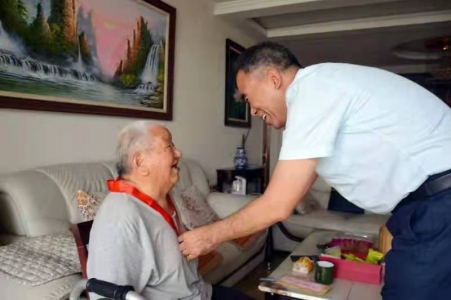 ο�ʻ����ϵ�Ա����ս���˲е�Ա�Լ����ѵ�Ա2.jpg