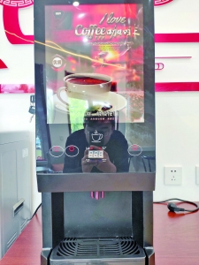 �Ӷ���վ������·վ�ھ�.jpg