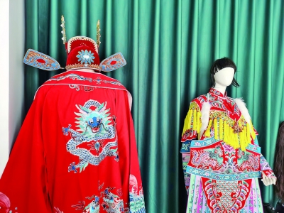 Ϸ����Ӱ ͷ�� ��װ .jpg