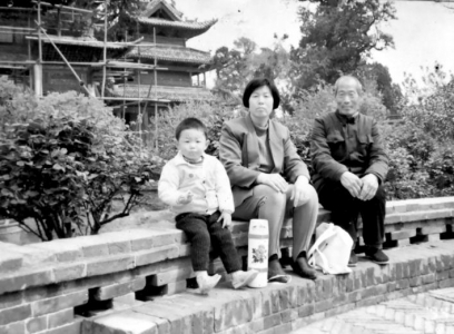 ������ʷ�У��븸�ף��ң���һ�� �����߹�ͼ��.jpg